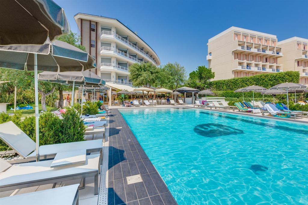 Hotel Mariver Lido di Jesolo Exterior photo